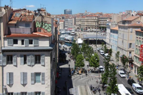 SUPERBE DUPLEX avec Vue imprenable sur le VIEUX PORT